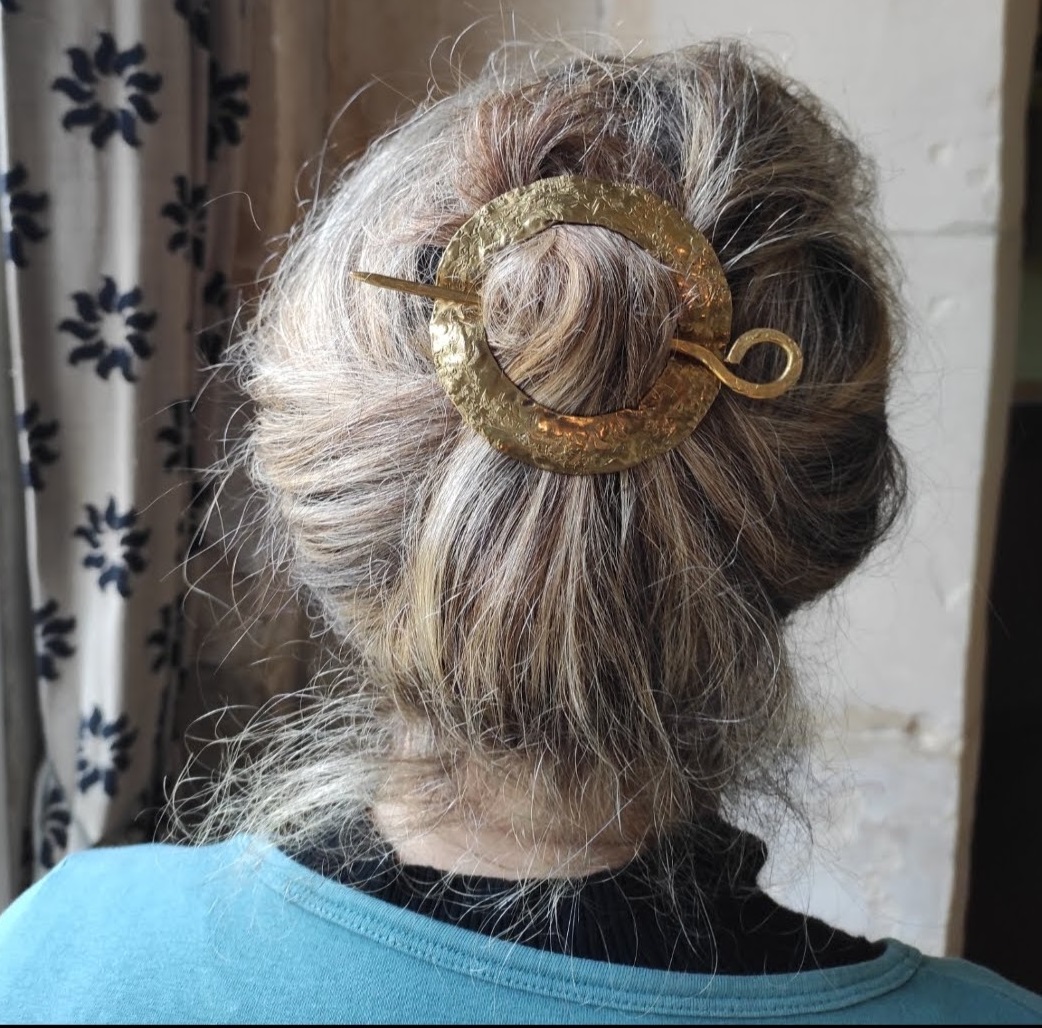 FAM-barrette-carree – Fabienne Massieu